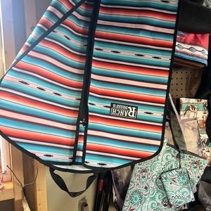 New ranch dressin garmet bag